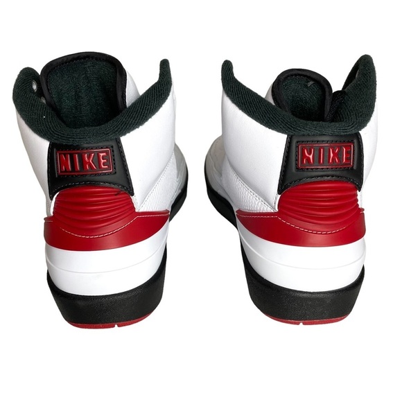 Nike Air Jordan 2 Kids Retro OG Chicago White Red Black‎ GS Size 7Y New with Box - Picture 3 of 12